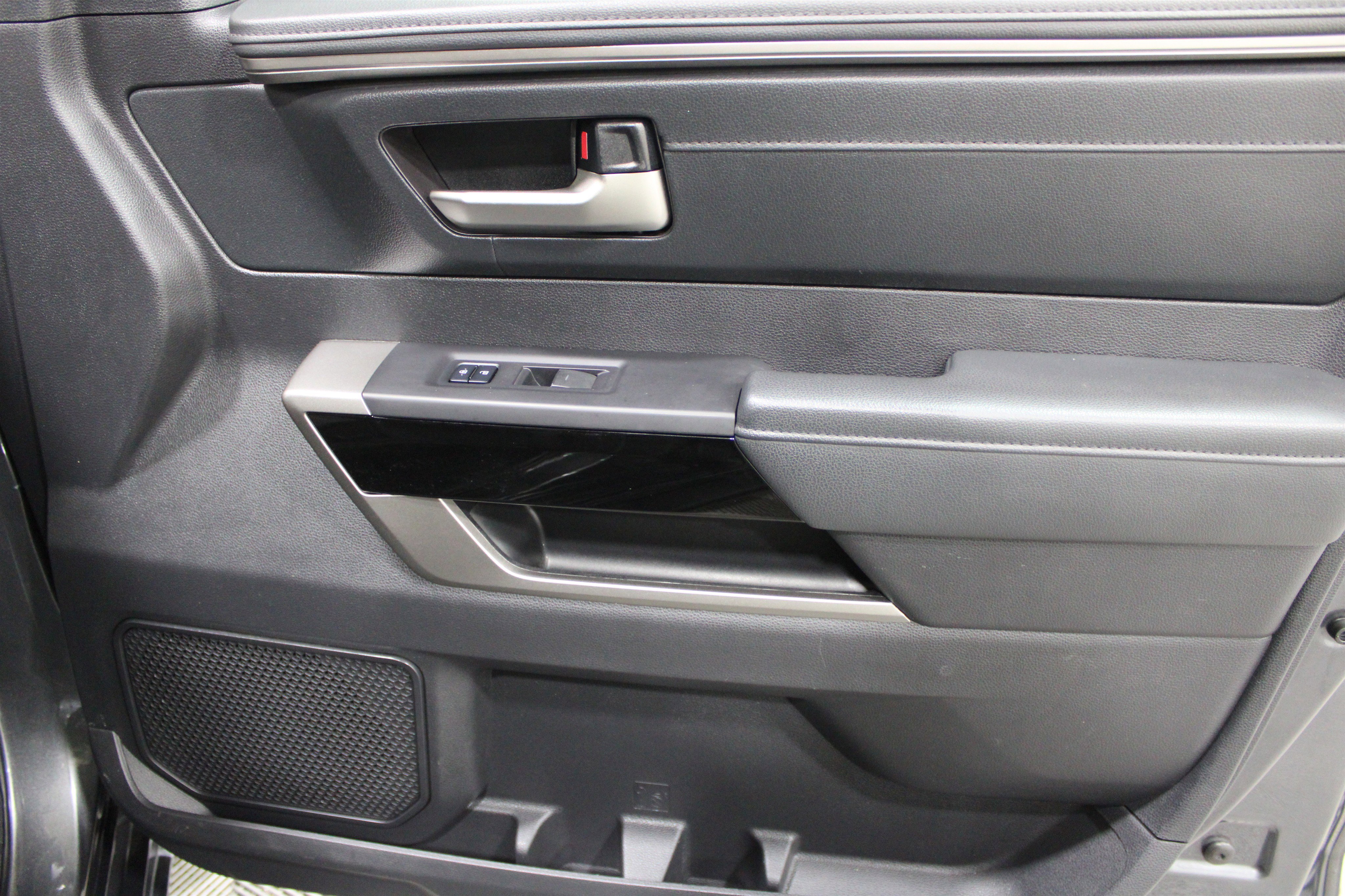 Used 2022 Magnetic Gray Metallic Toyota Crew Cab Limited image 26