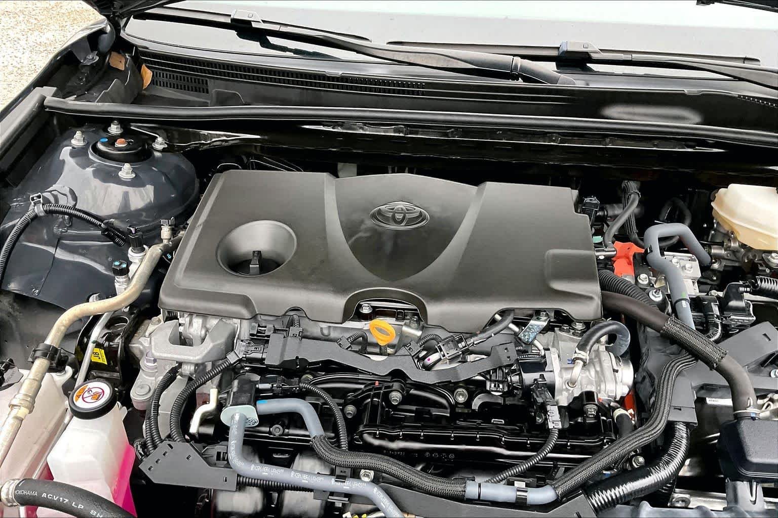 Used 2025 Underground Toyota SE image 32