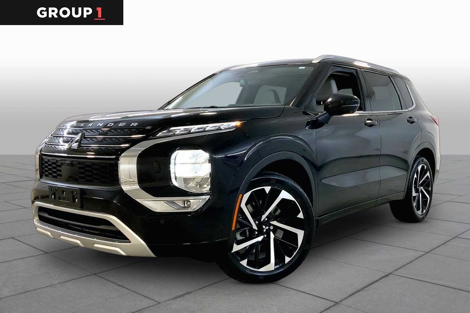 2023 Mitsubishi Outlander SEL S-AWC's photo