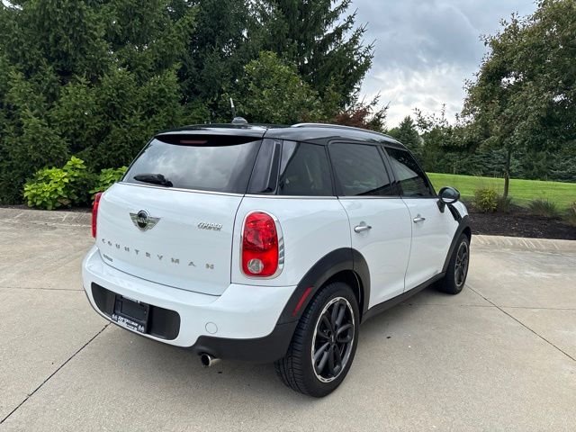 Used 2015 White MINI Base image 6