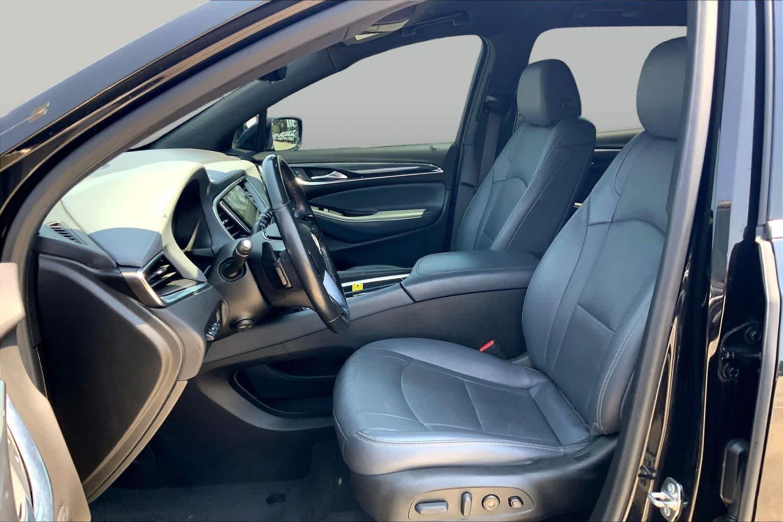 Used 2022 Ebony Twilight Metallic Buick Premium image 8