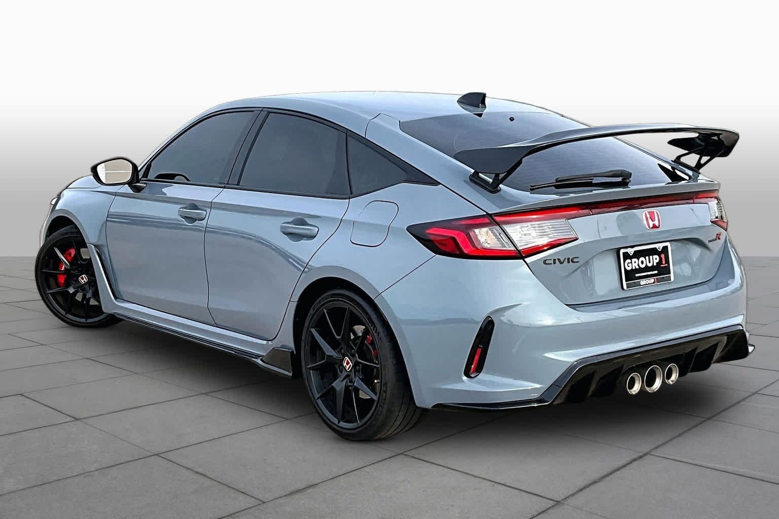 Certified Used 2025 Sonic Gray Pearl Honda Civic Type R image 12