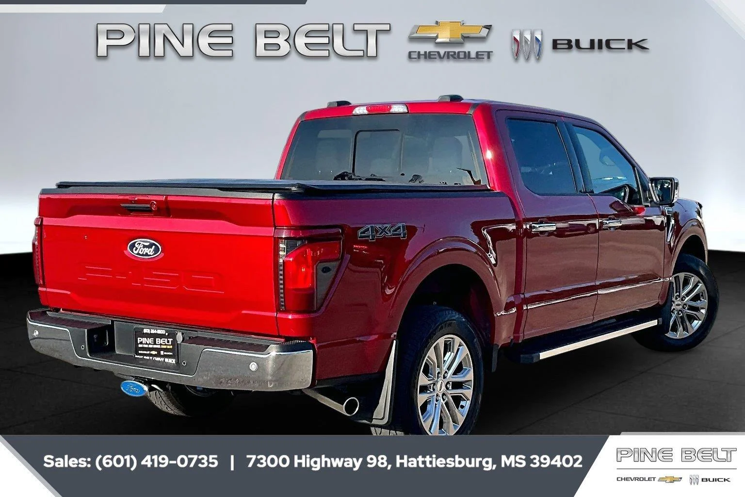 Used 2024 Rapid Red Metallic Tinted Clearcoat Ford XLT image 12