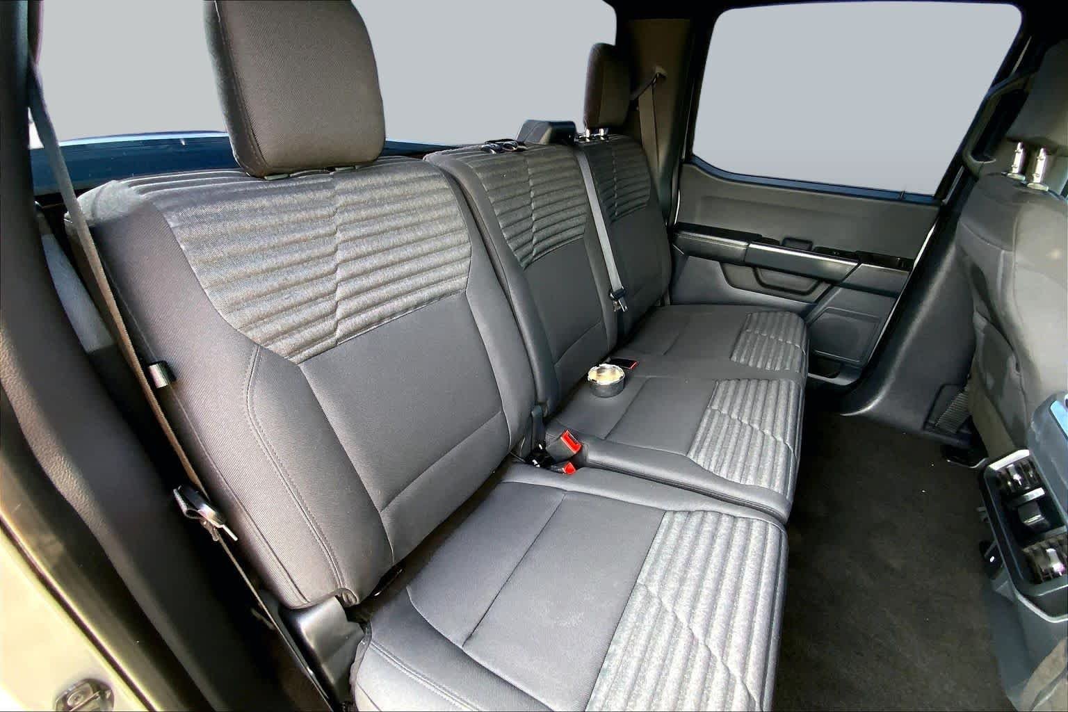 Used 2022 Iconic Silver Metallic Ford XL image 18