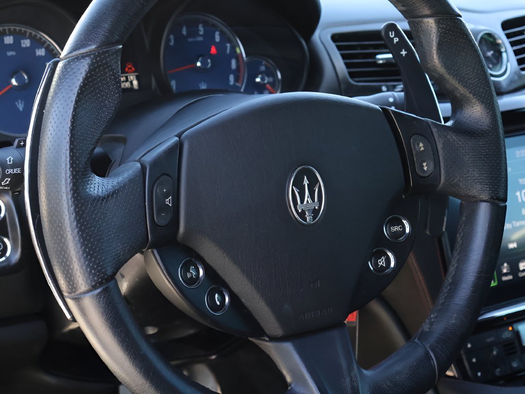 Used 2018 White Maserati Sport image 20