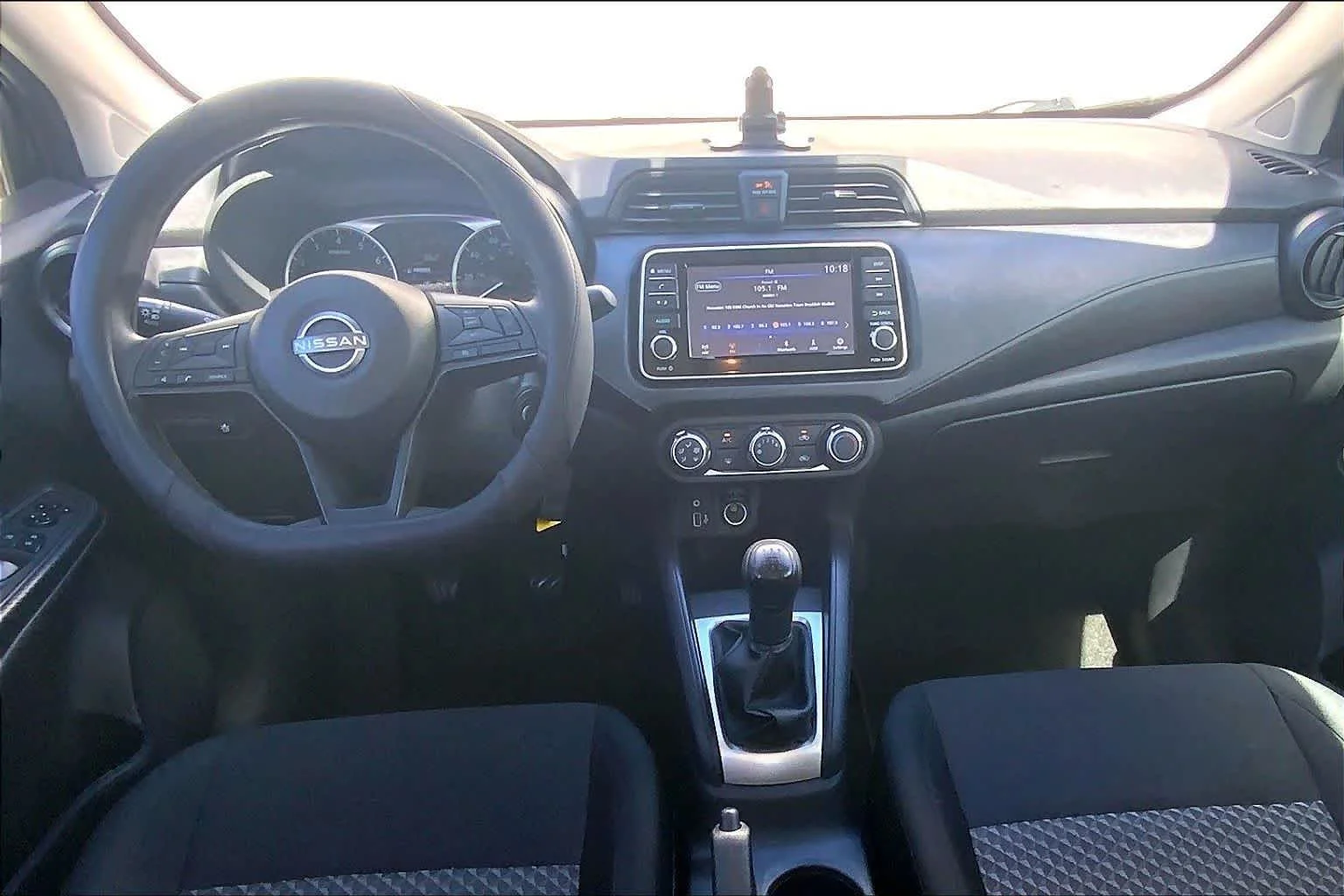 Used 2024  Nissan S image 10