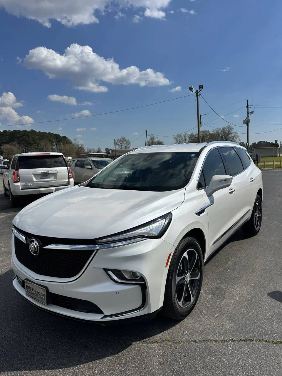 2022 Buick Enclave Essence's photo