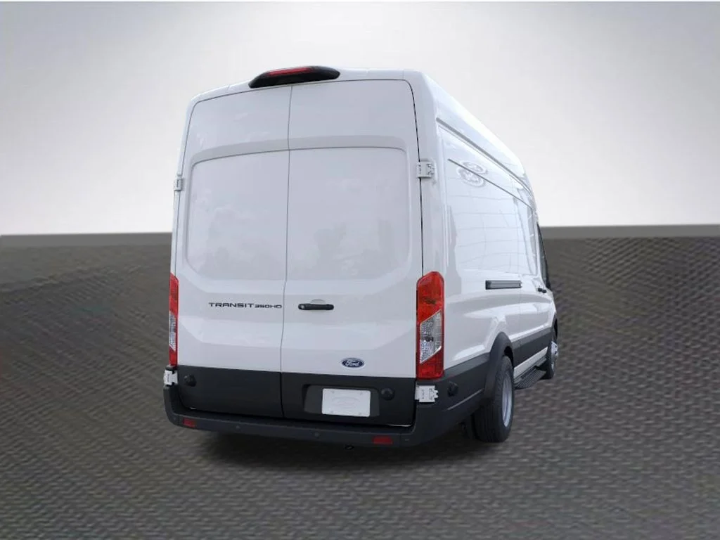 New 2026 White Ford Base image 8