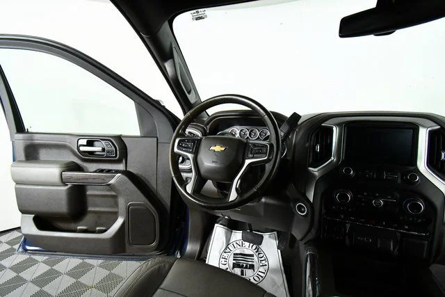 Used 2020 Blue Chevrolet LTZ image 20