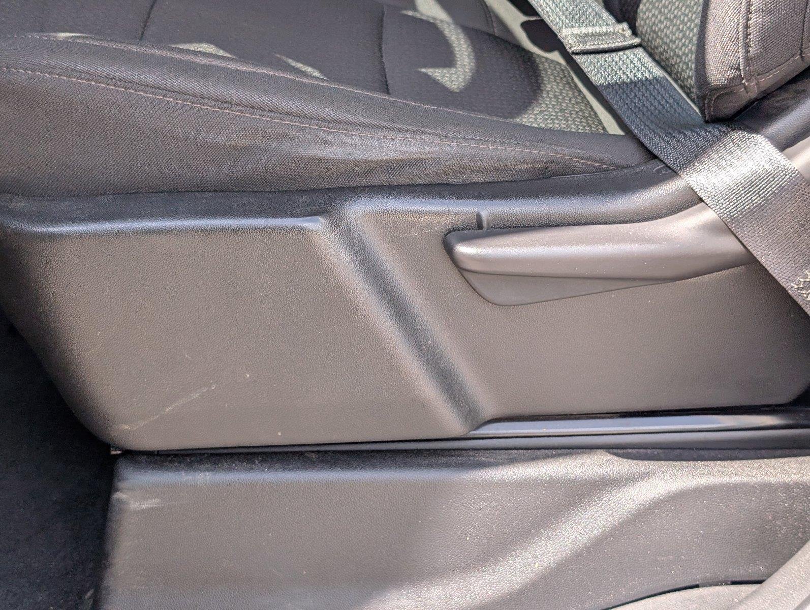 Used 2022 SILVER ICE METALLIC Chevrolet Custom image 16