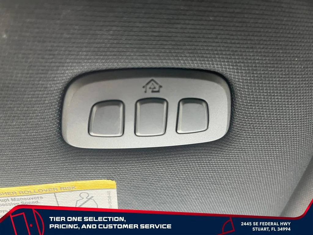 Used 2019 Black Ford LARIAT image 38