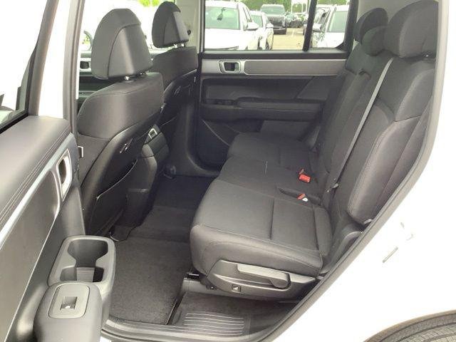 New 2026 White Hyundai SE image 10