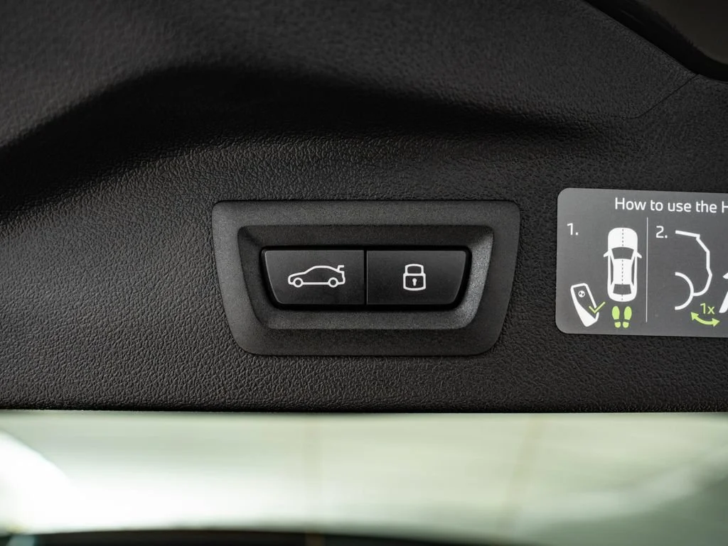 New 2027 Dravit Grey Metallic BMW xDrive40i image 22