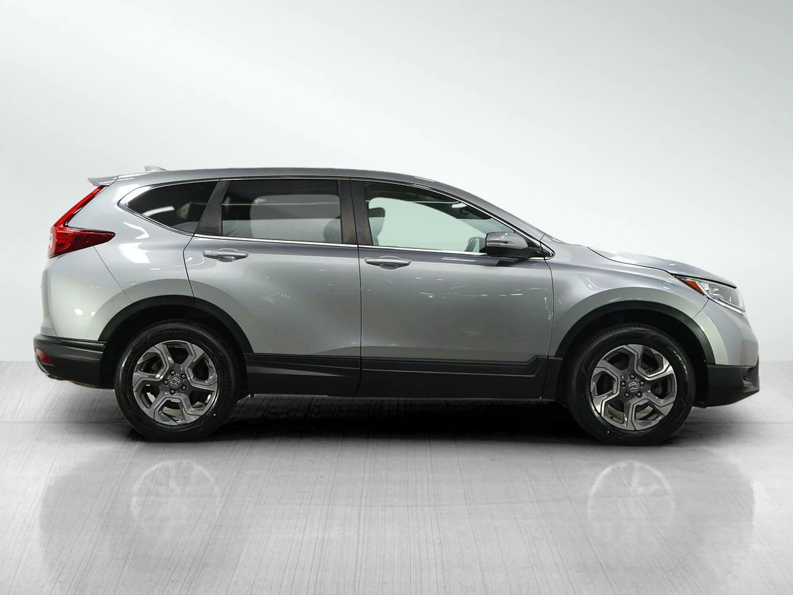 Used 2018 Lunar Silver Metallic Honda EX-L image 6