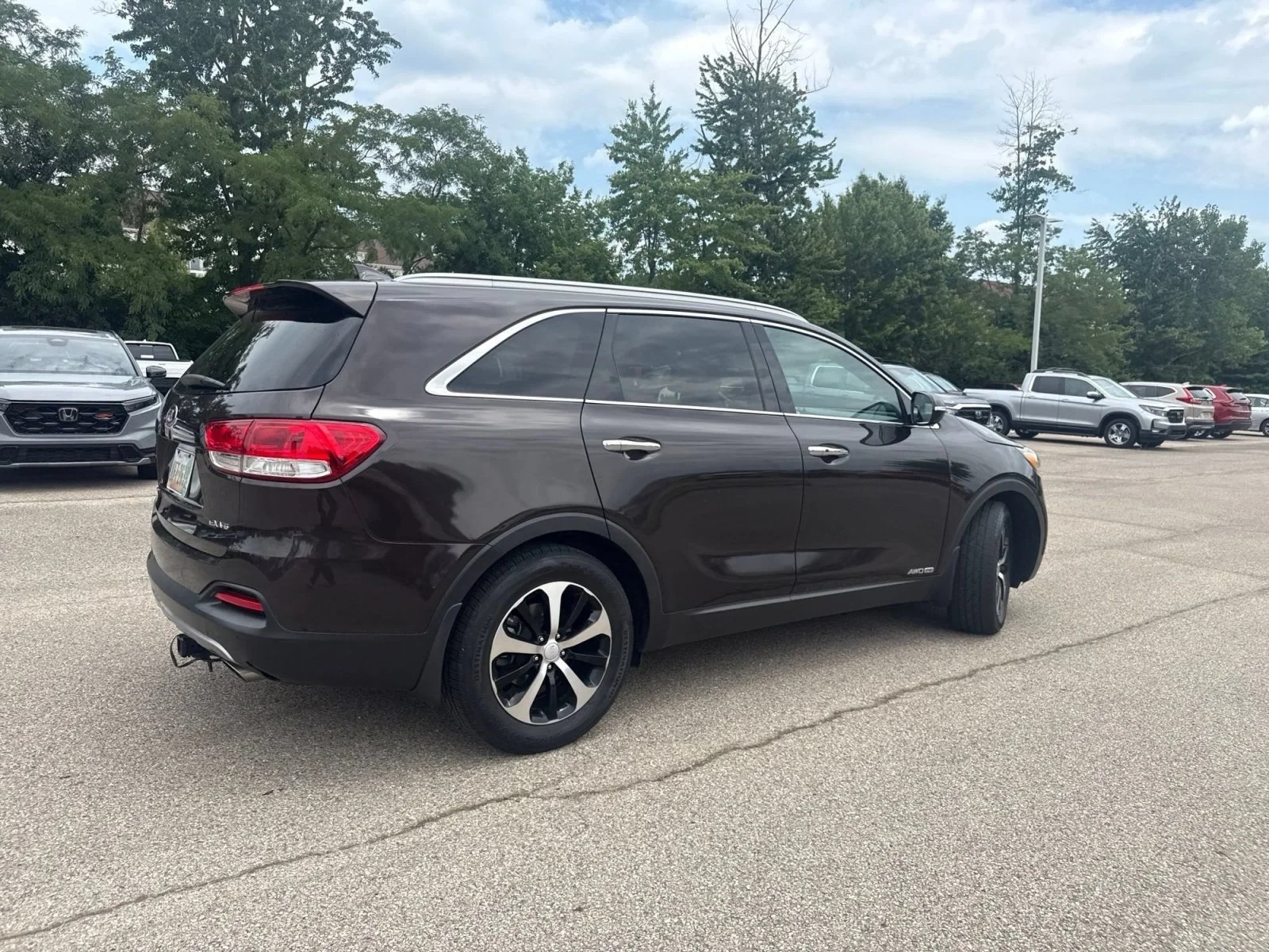 Used 2018 Polished Walnut Kia EX V6 image 32