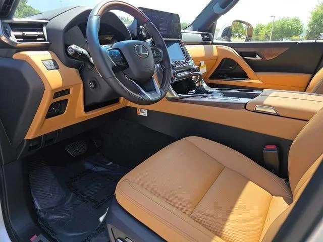 New 2026 Eminent White Pearl Lexus LUXURY image 32
