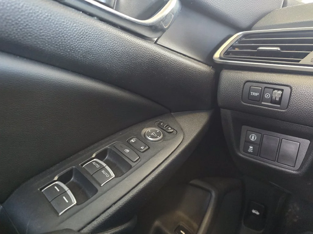 Used 2022 Black Honda LX image 8
