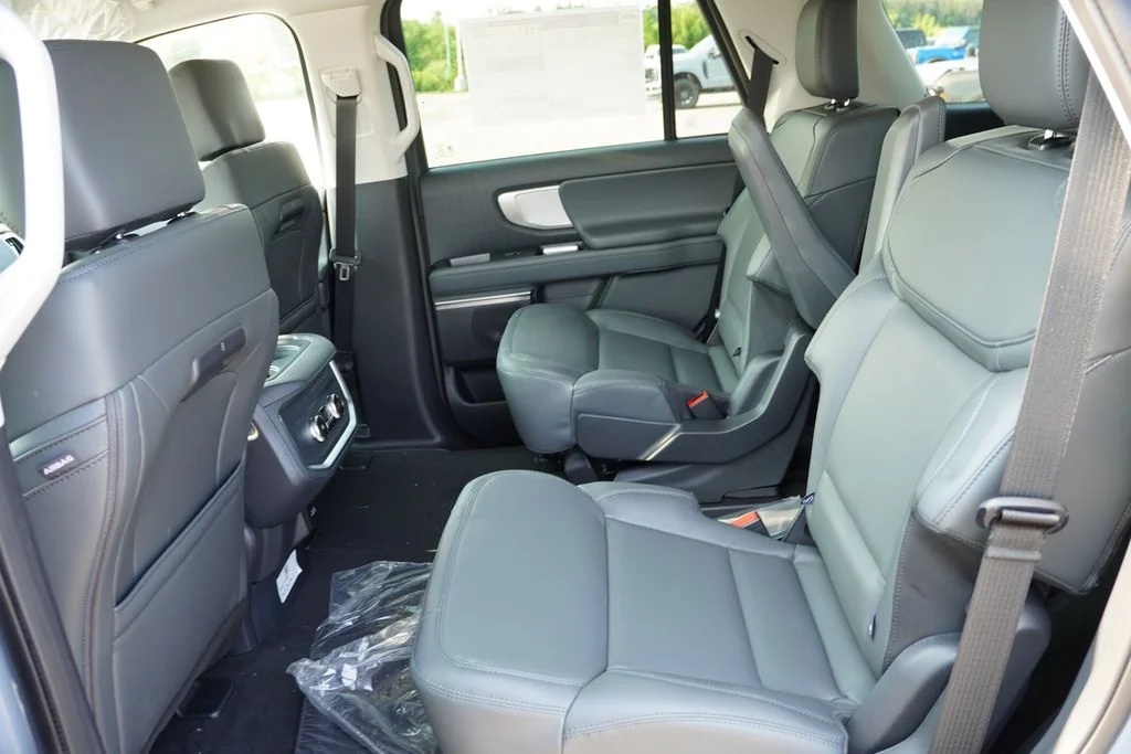 New 2027 Glacier Gray Metallic Tri-Coat Ford Active image 12