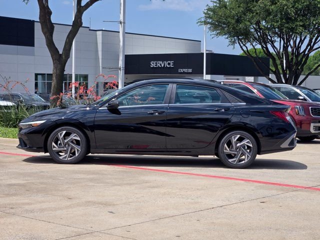 Certified Used 2026 Black Hyundai Limited image 4