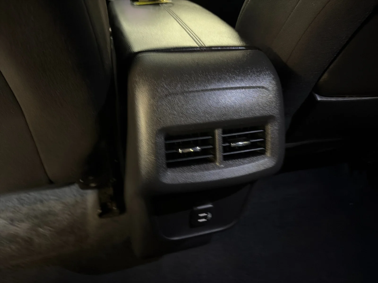 Used 2023 Ebony Twilight Metallic GMC SLE image 15
