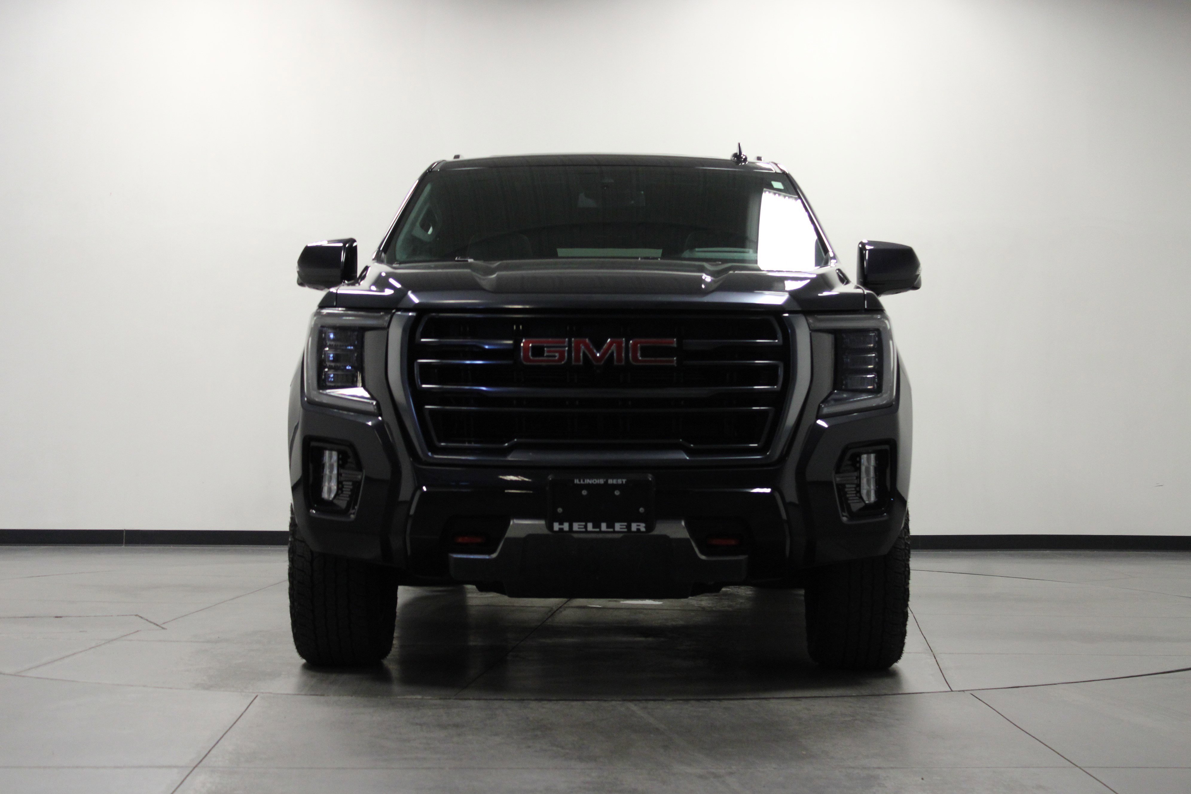 Used 2024 Titanium Rush Metallic GMC AT4 image 9