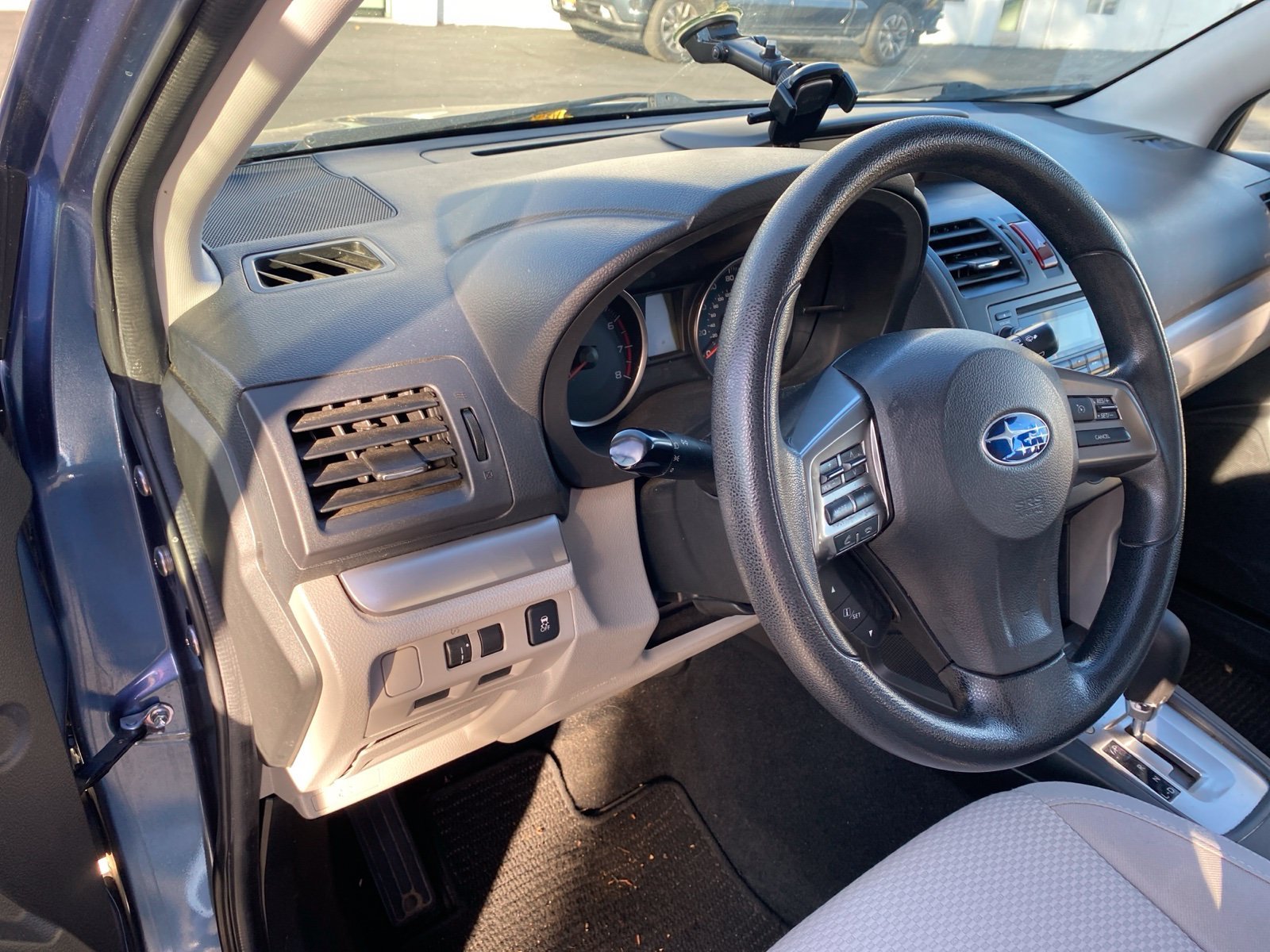 Used 2015 Quartz Blue Pearl Subaru 2.5i image 22