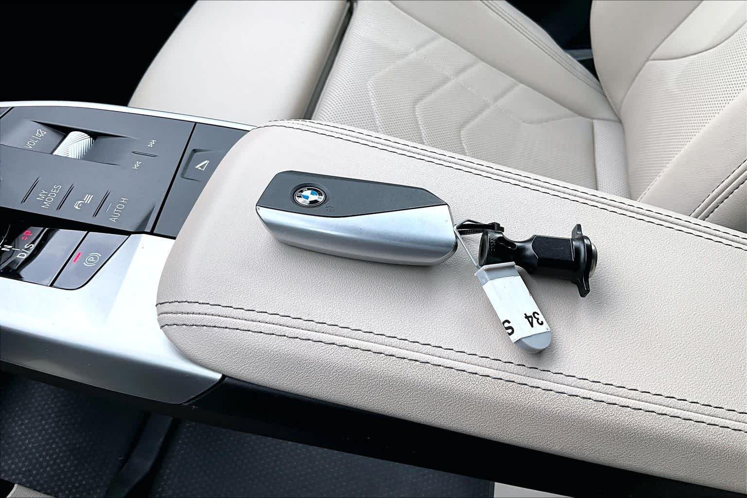 Certified Used 2025 Space Silver Metallic BMW xDrive28i image 14