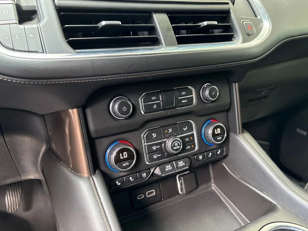 Used 2021 Black Chevrolet High Country image 18