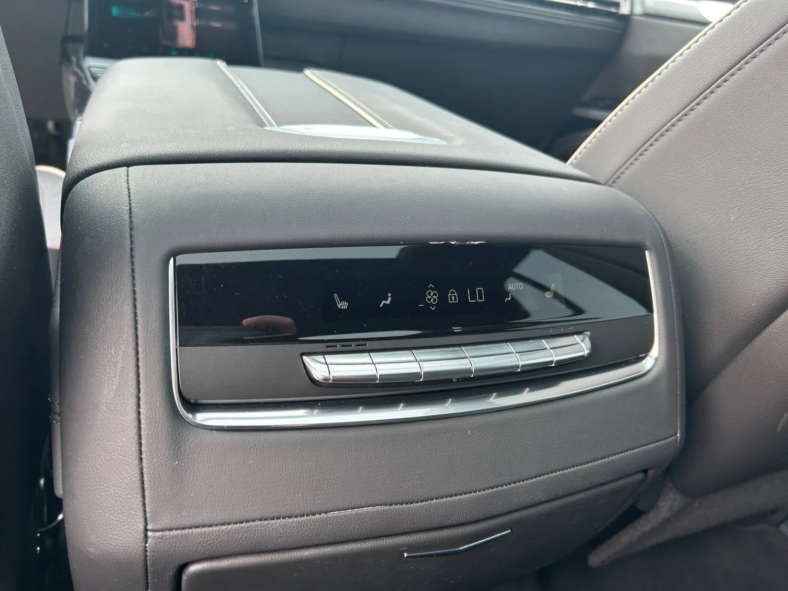Certified Used 2026 Black Raven Cadillac 4WD Sport 6.2L Leather Sunroof Navigation image 21