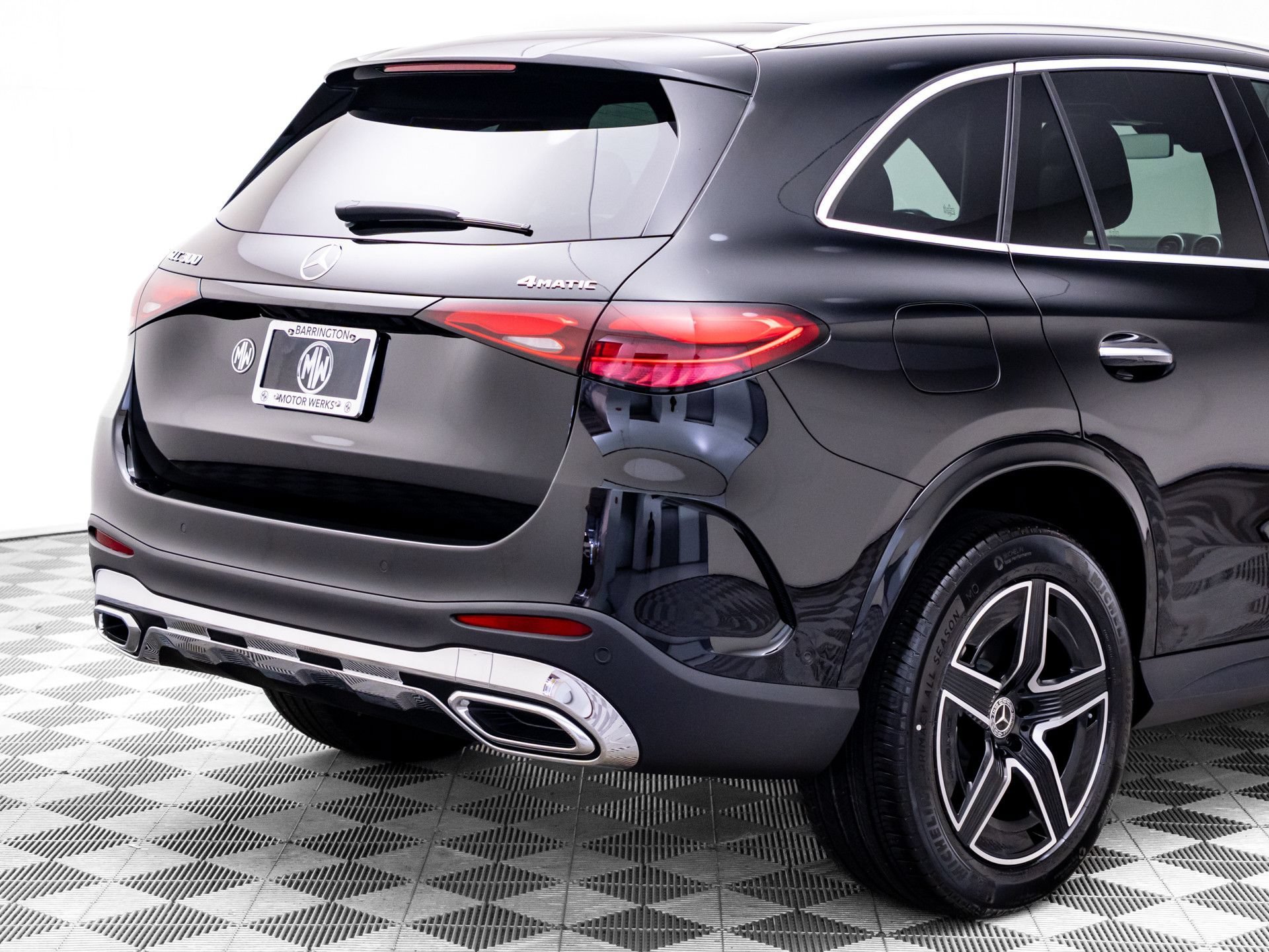 New 2026 Black Mercedes-Benz GLC 300 image 75