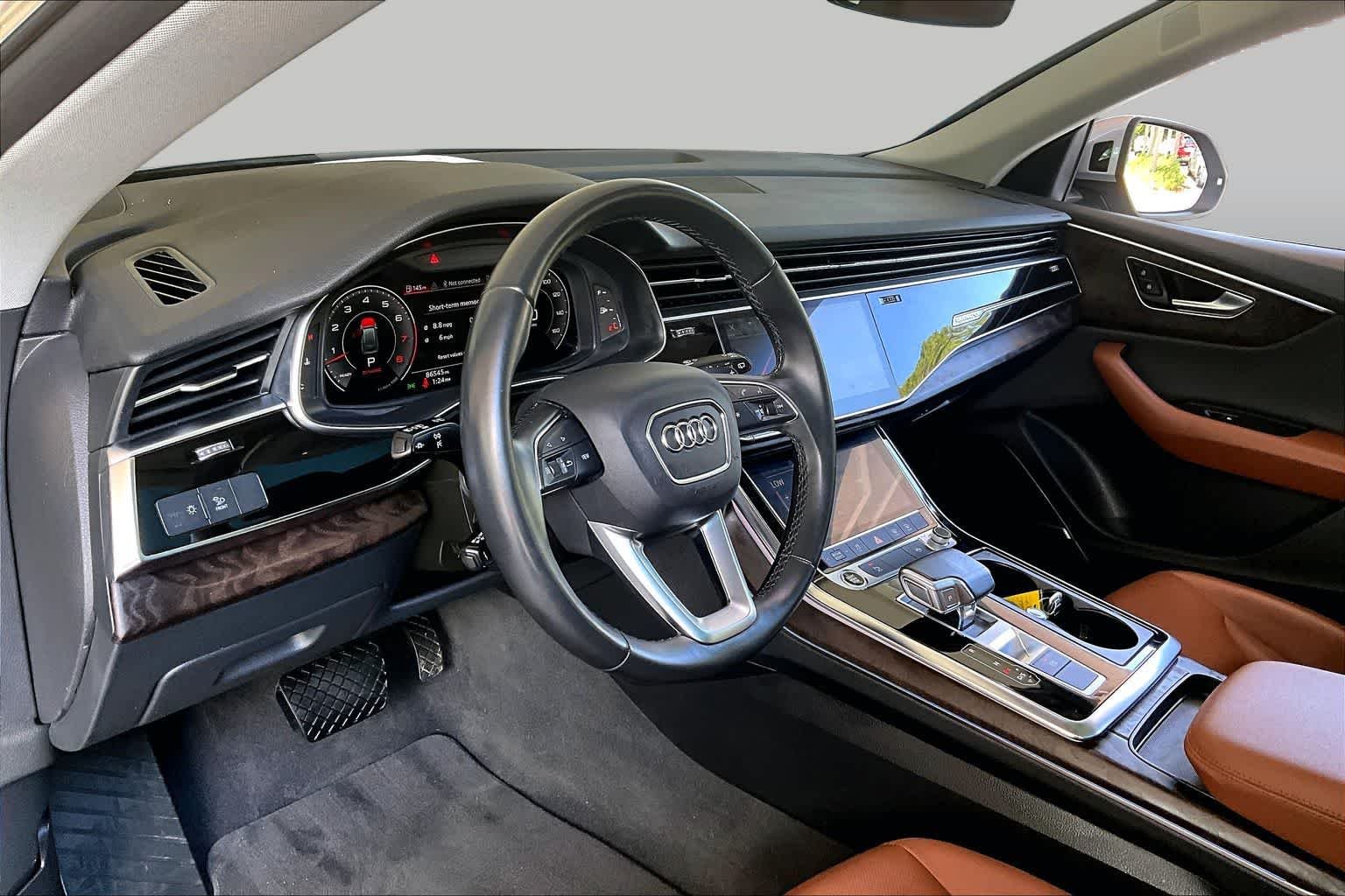 Used 2022 Florett Silver Metallic Audi Premium Plus image 18