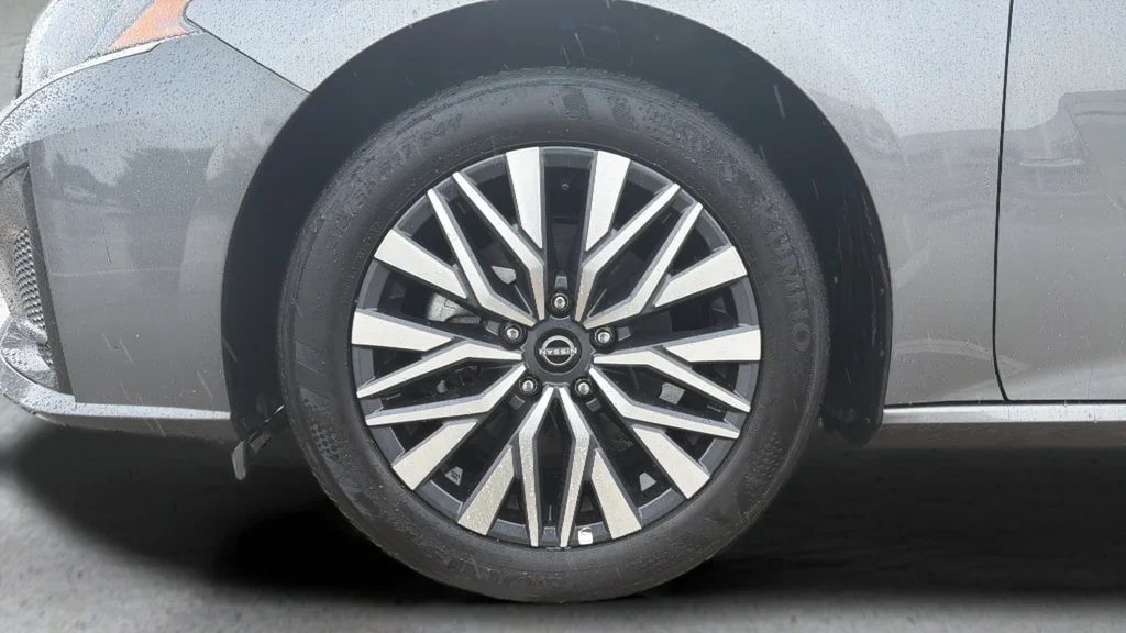 Used 2025 Gun Metallic Nissan SV image 23