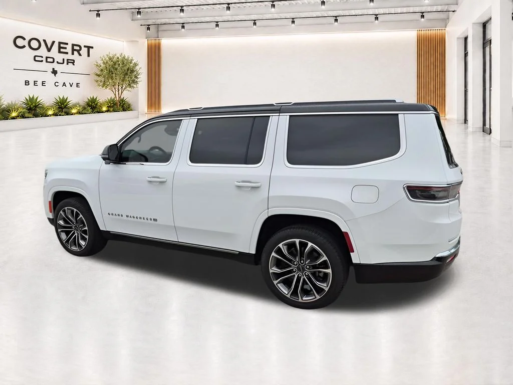 Used 2024 White Jeep Series III image 12