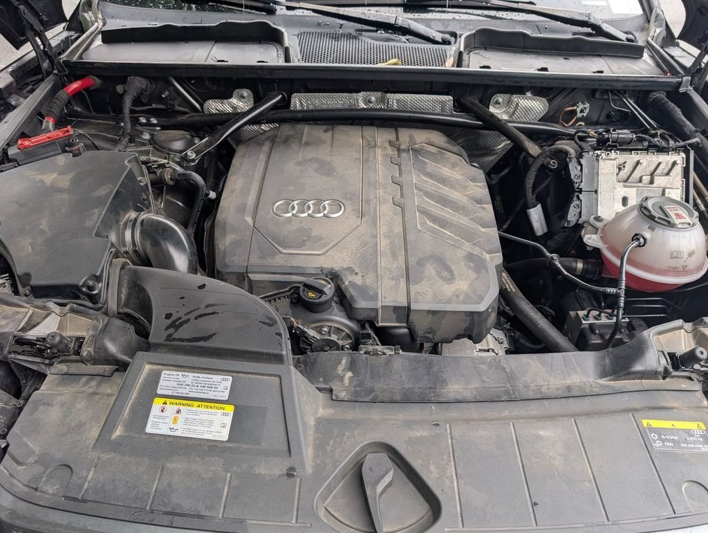 Used 2022  Audi 45 S line Premium image 13