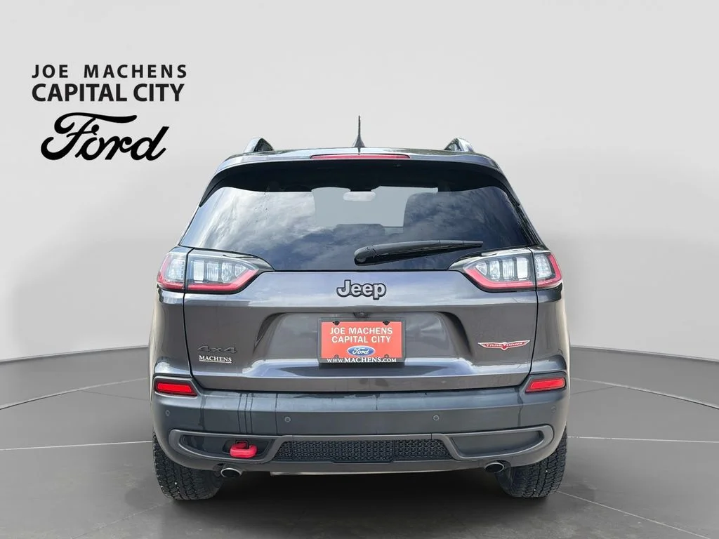 Used 2022 Gray Jeep Trailhawk image 6