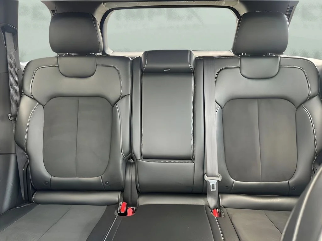 Used 2024 Silver Jeep Altitude X image 32