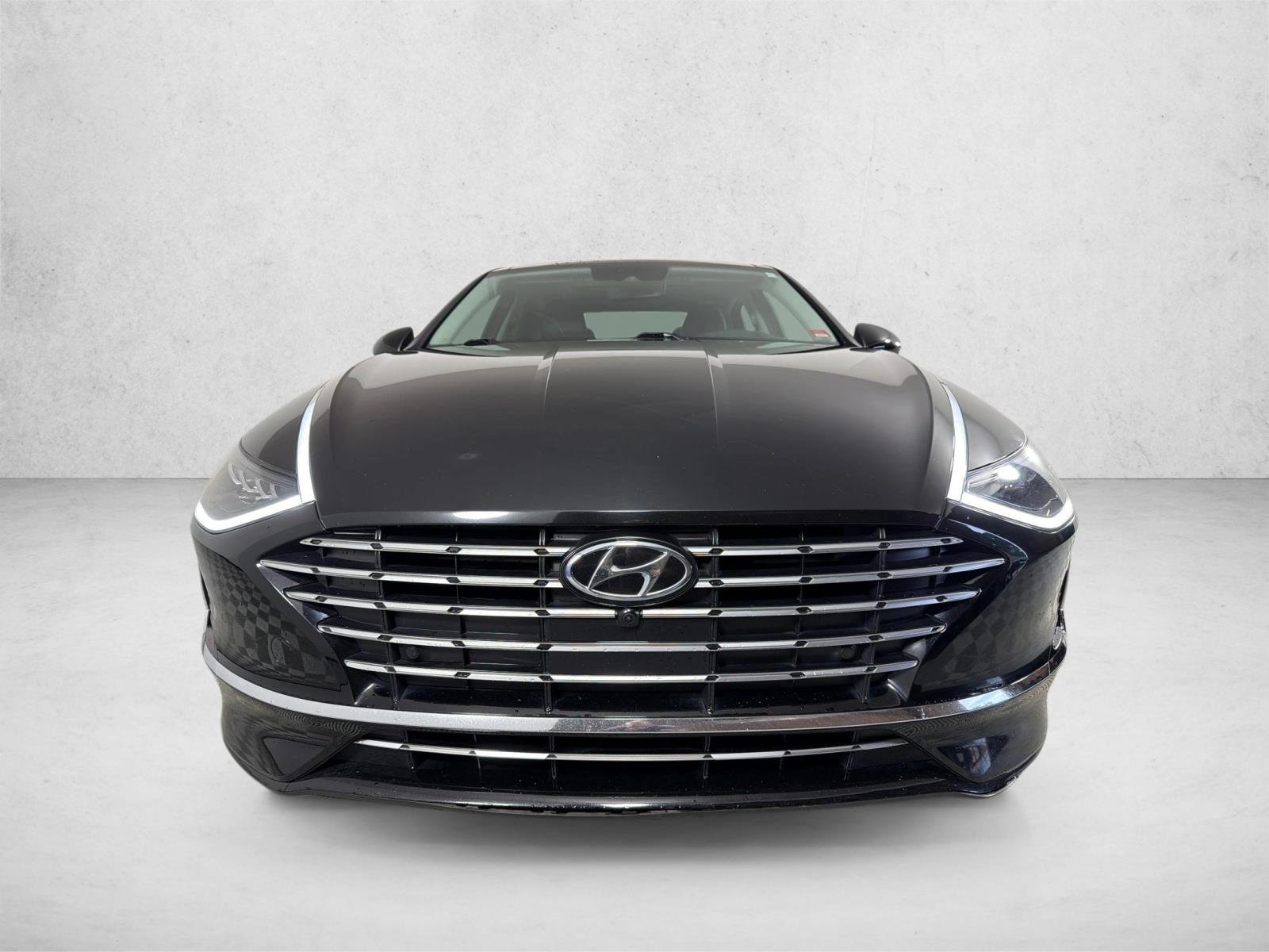 Used 2023 Onyx Black Hyundai Limited image 10