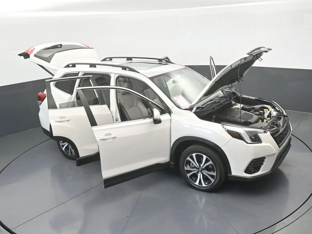 Used 2022 Crystal White Pearl Subaru Limited image 69