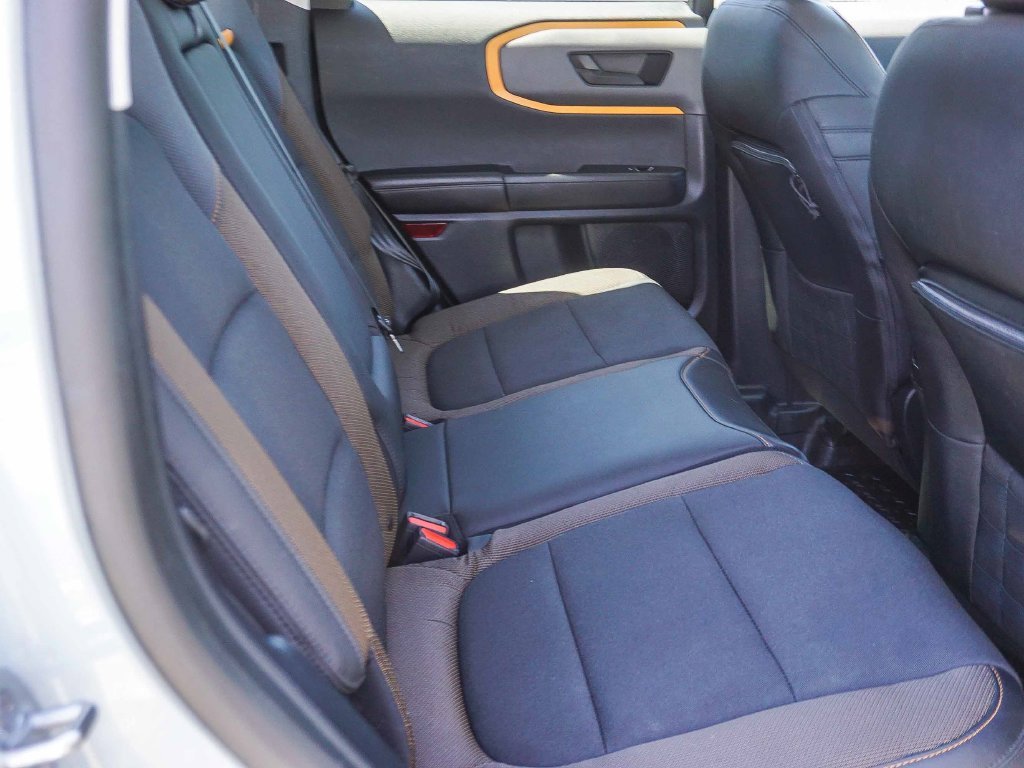 Used 2021 Green Ford Badlands image 13