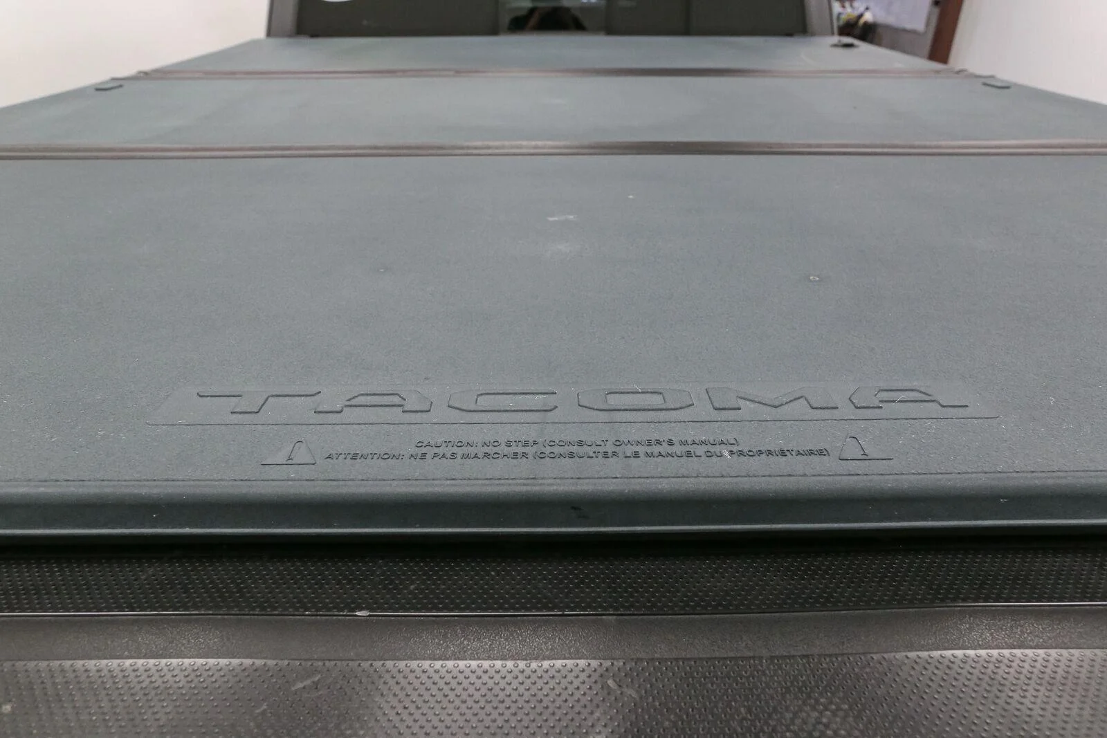 Used 2019 Magnetic Gray Metallic Toyota SR5 image 12