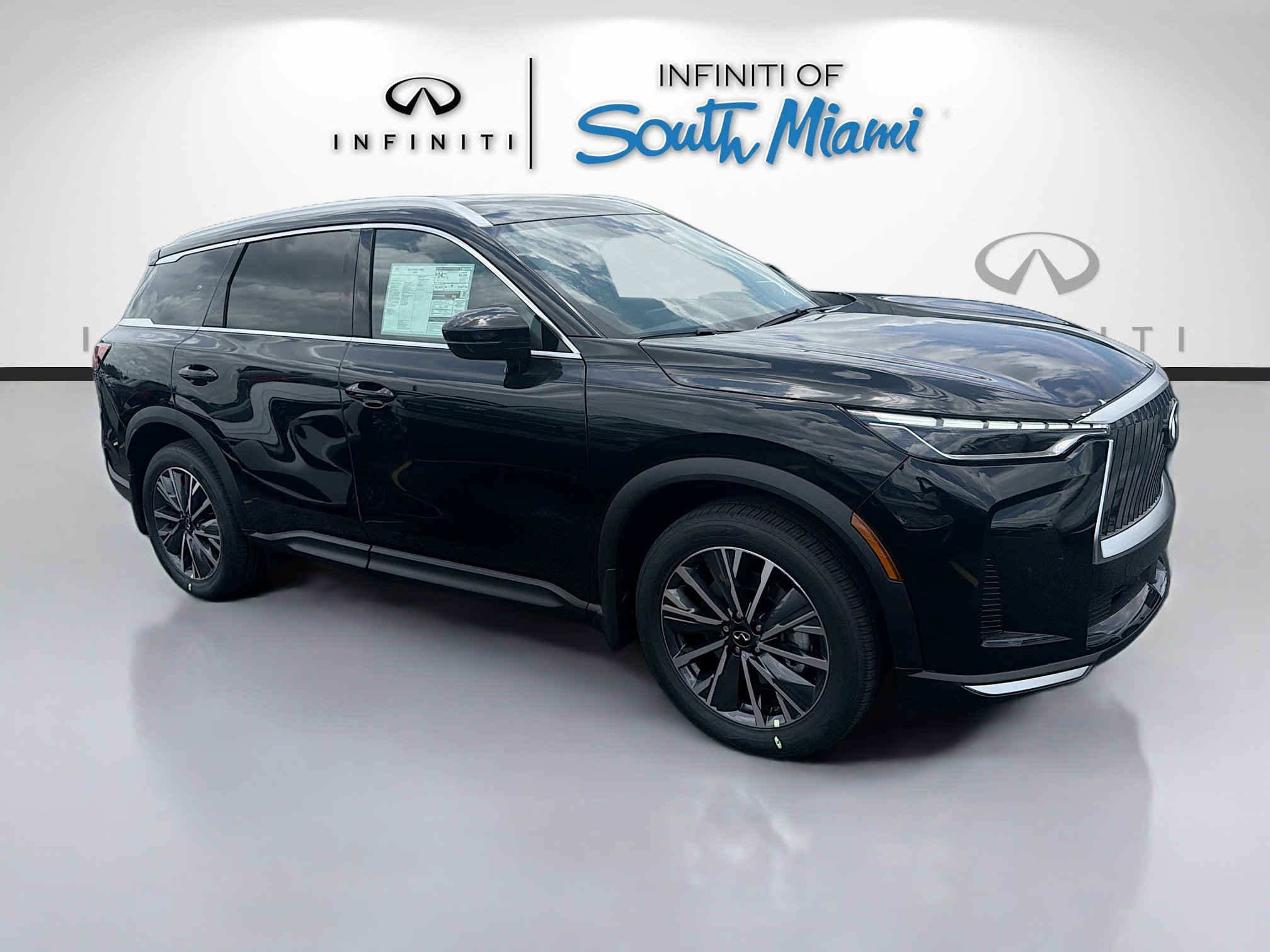 New 2027 MINERAL BLACK INFINITI Luxe FWD image 8