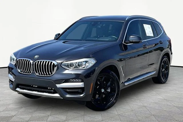 Used 2020 Gray BMW xDrive30i image 1