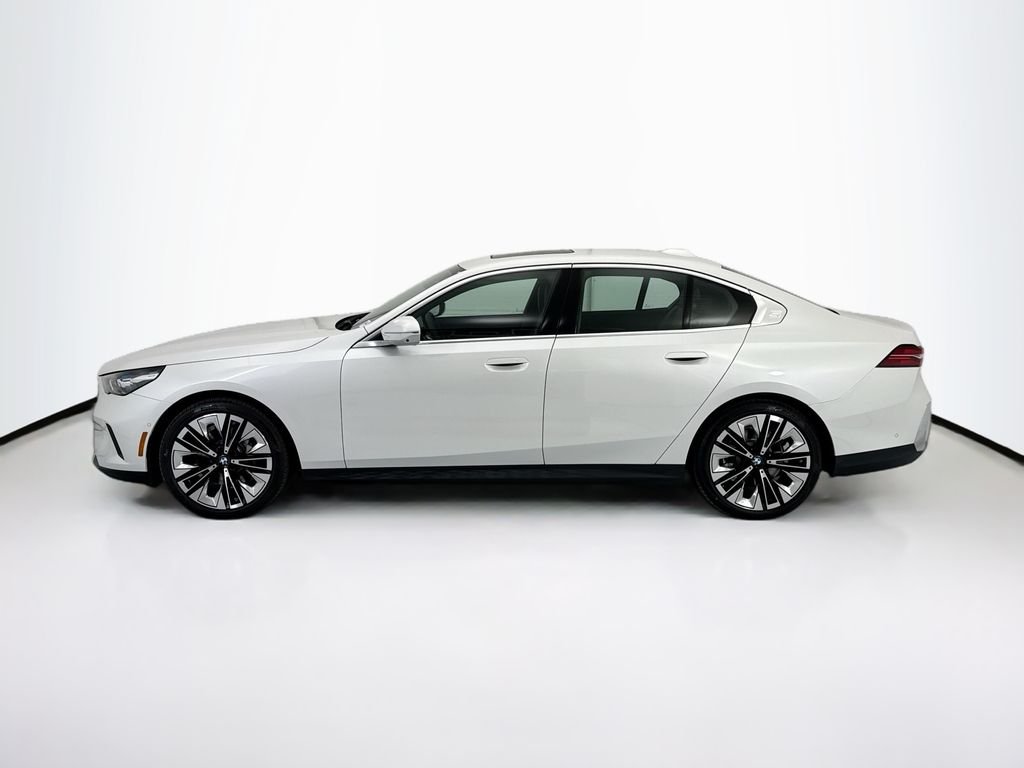 Used 2026 White Metallic BMW 530i image 8