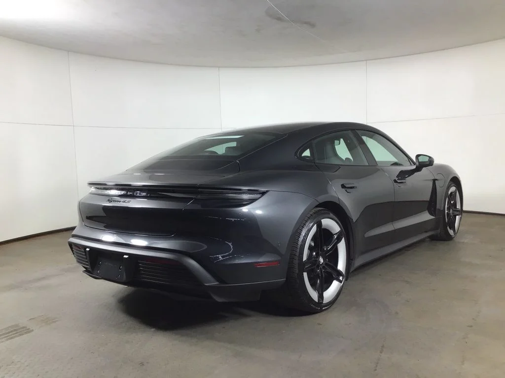 2025 Porsche Taycan S - Photo 7