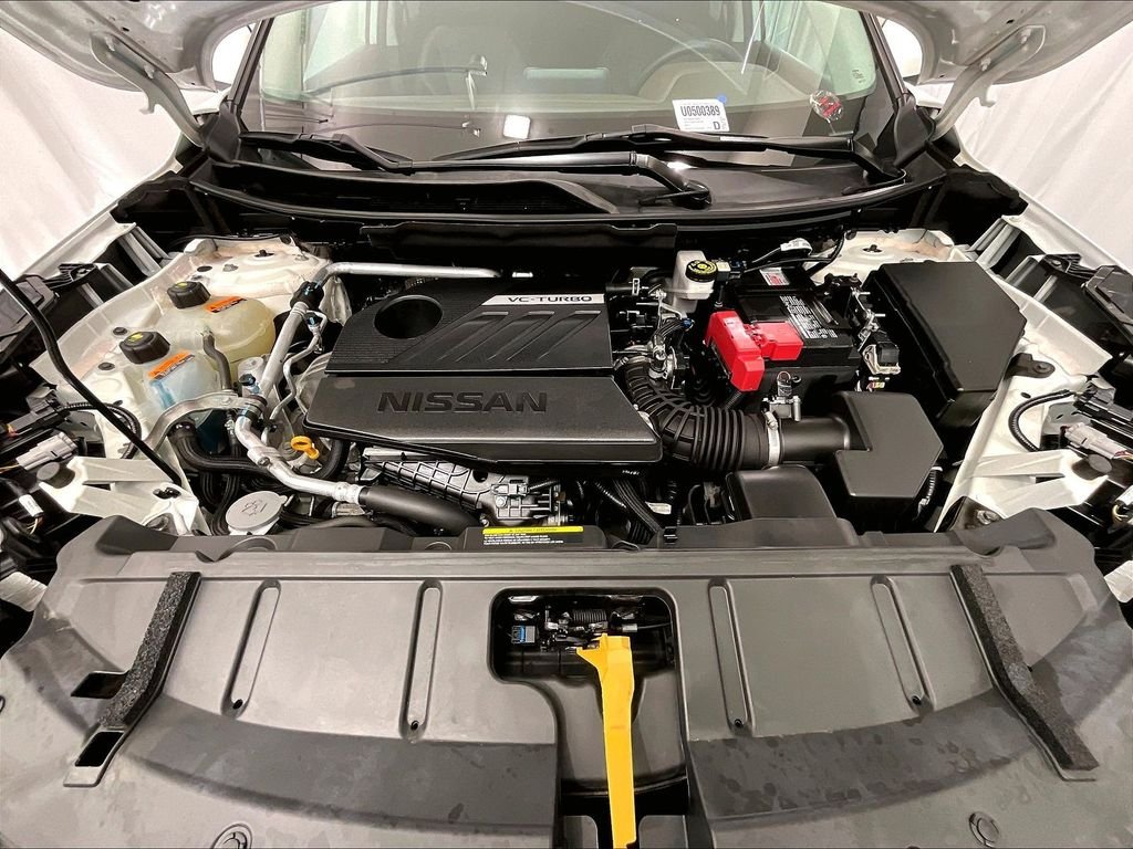 Used 2023 White Nissan SV image 29