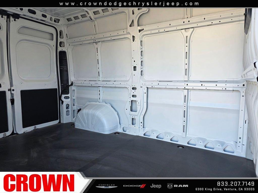 New 2026 Bright White Clearcoat RAM TRADESMAN image 12
