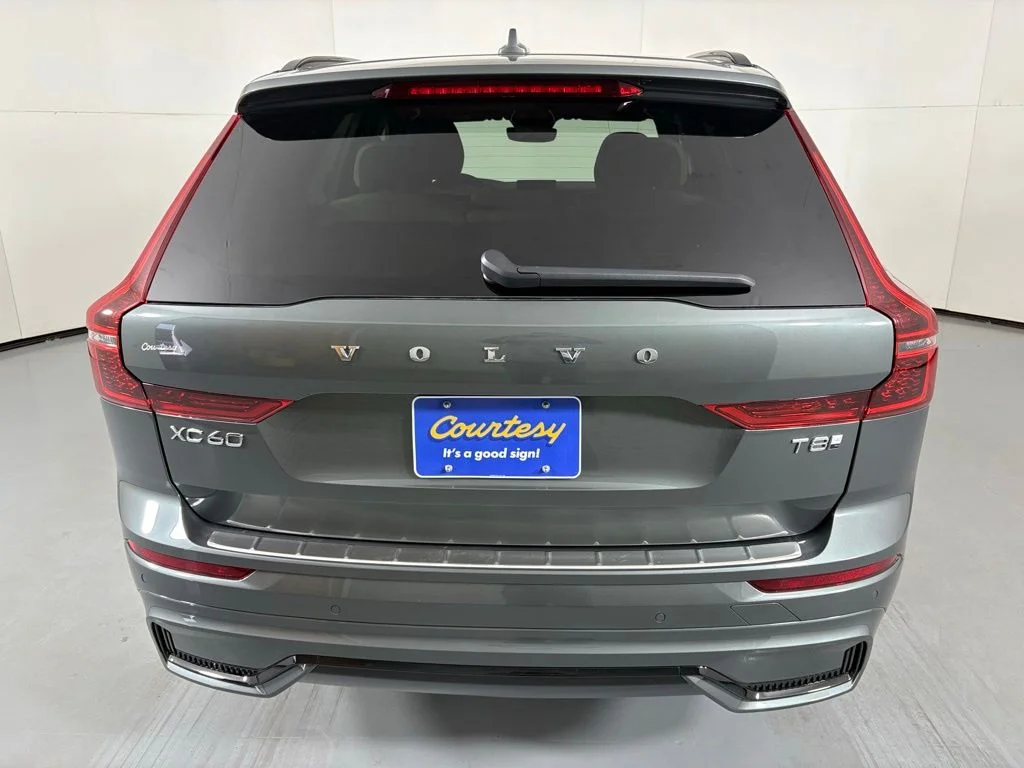 New 2026 Forest Lake Volvo Plus image 7
