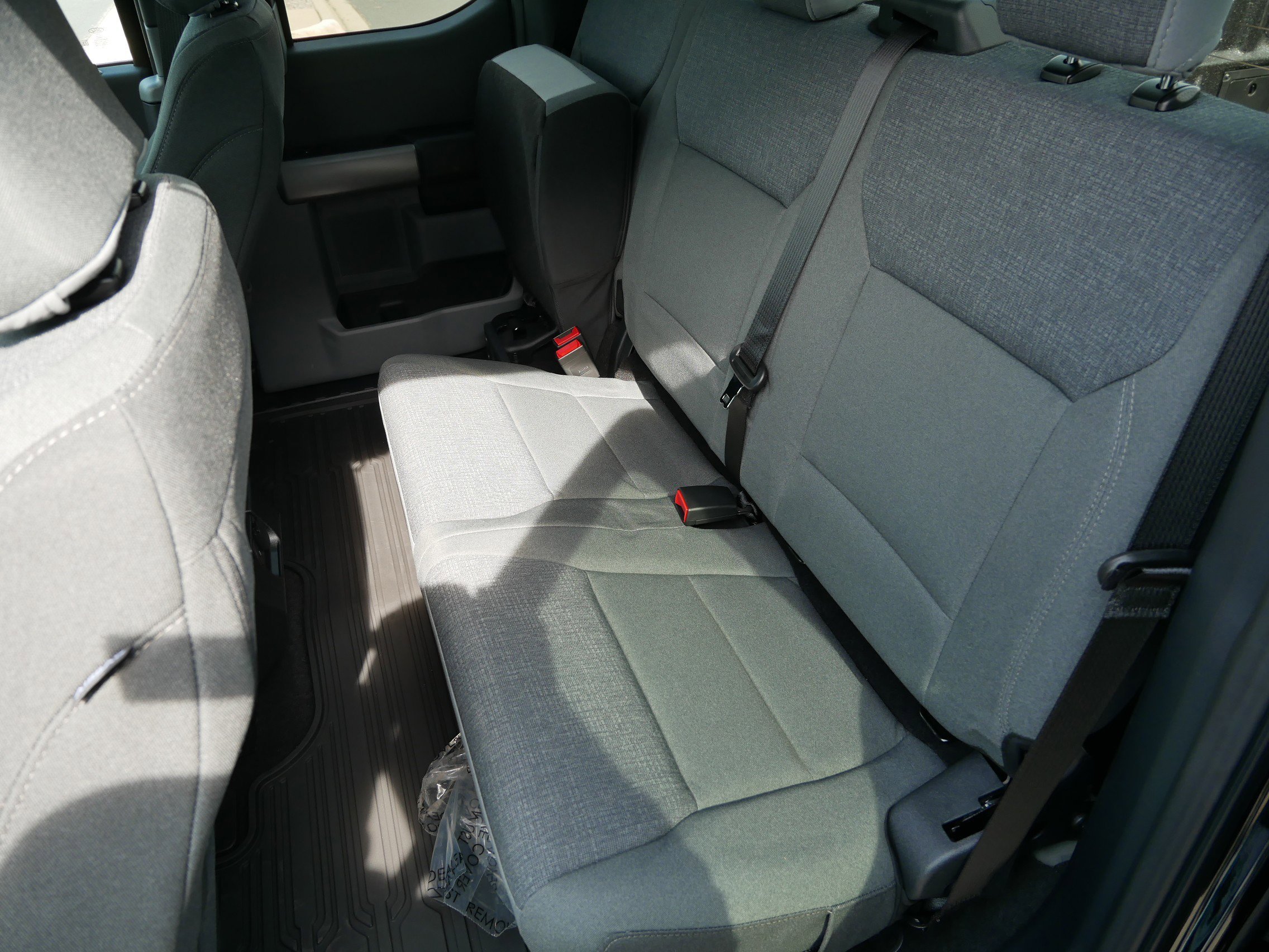 New 2026 Agate Black Metallic Ford XLT image 12