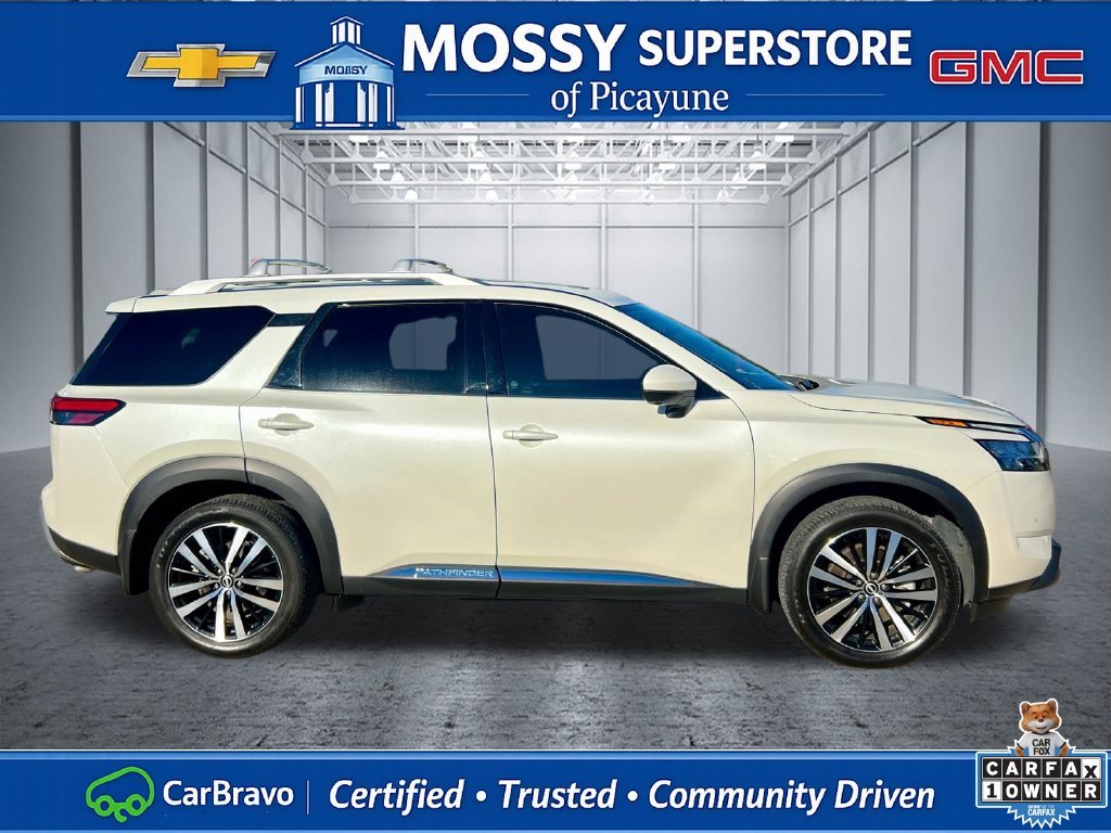 Certified Used 2024 White Nissan Platinum image 7