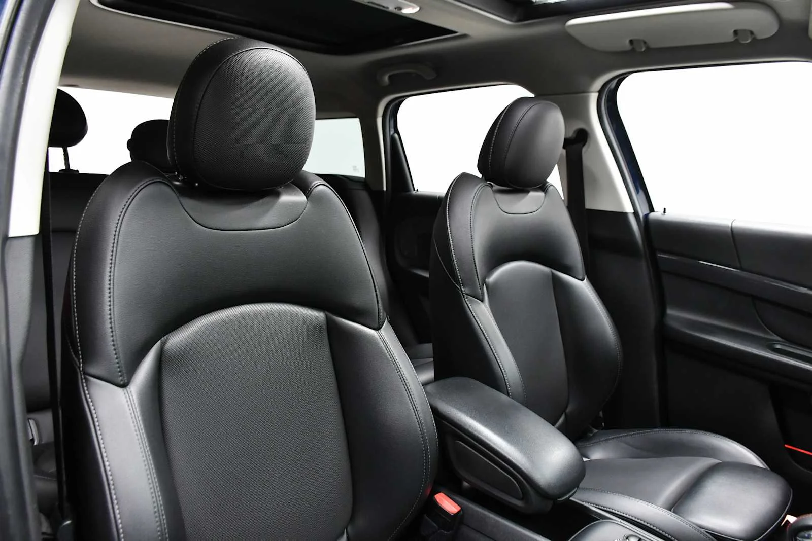 Used 2018 Island Blue Metallic MINI Cooper S image 23